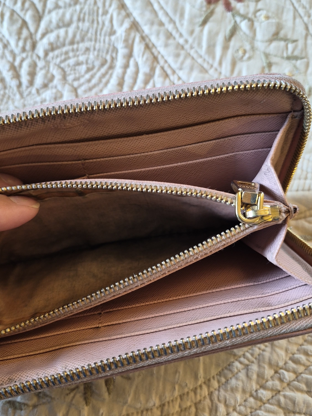 Prada Rose Pink Saffiano Zip Wallet with Gold Logo - Picture 4 of 8